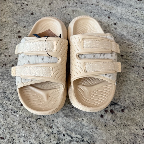 Hoka Shoes - Gender Inclusive Ora Luxe Slide Sandal HOKA